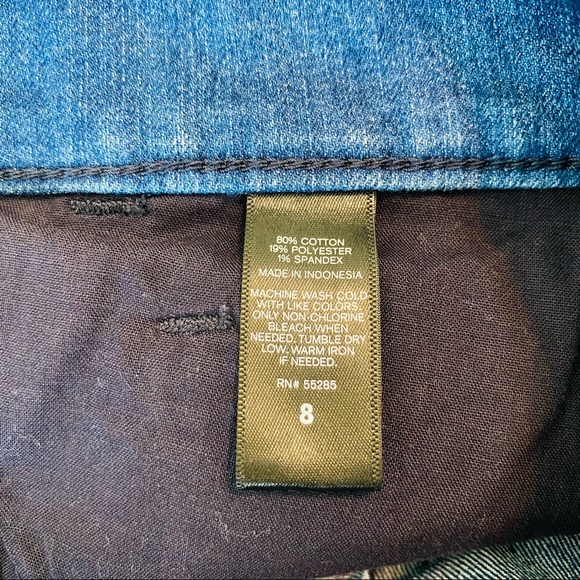 Express Jeans Medium Wash Denim Mini Skirt Size 8 - Picture 6 of 8